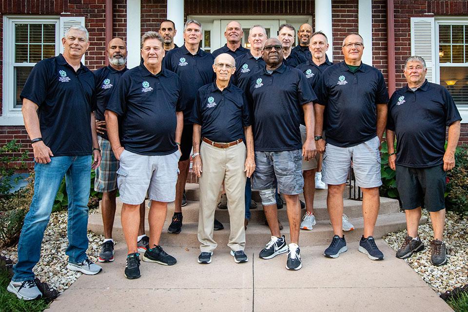 Bearcat men’s basketball players, coaches of 1980s teams reunite